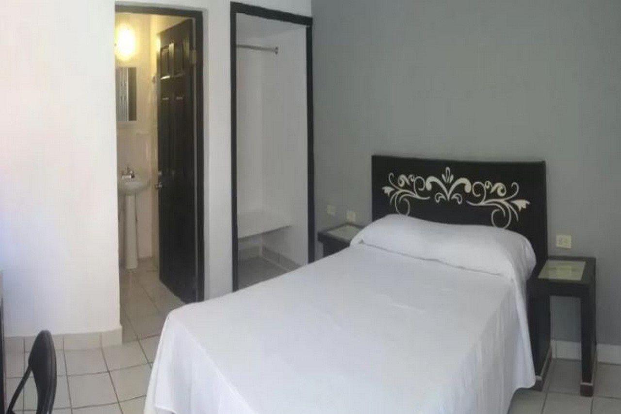 Hotel Jardin Heroica Caborca Luaran gambar